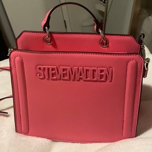 Brand new pink Steve Madden Bag!